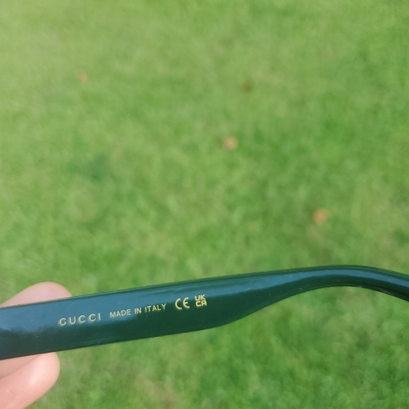 NEW Gucci Grey and Black Rectangular Women's Sunglasses - Picture 5 of 6